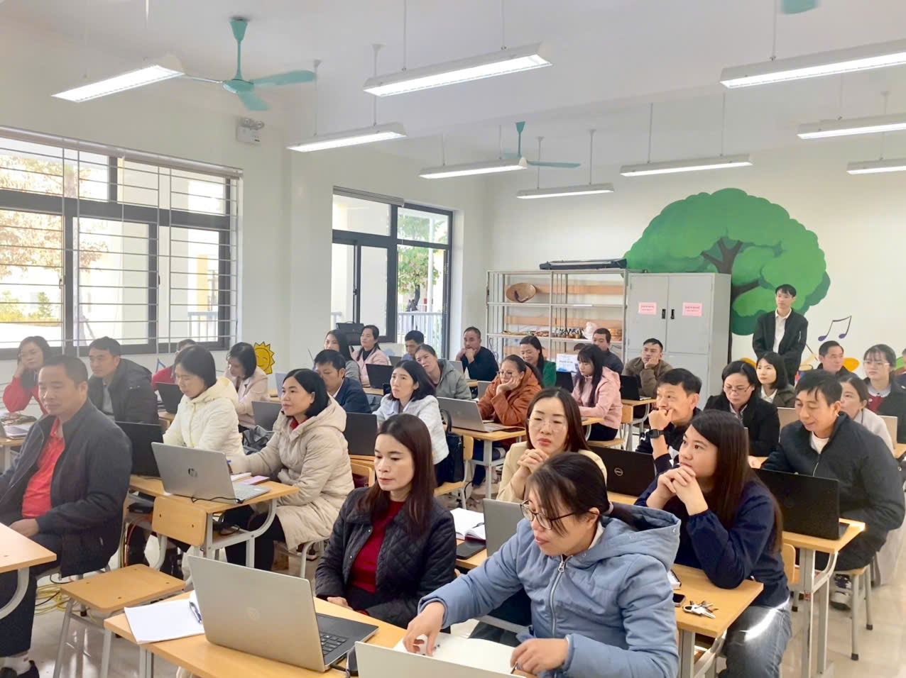 z7279734628309 305d5a816d5c7e9a92a0e82d6942fd01