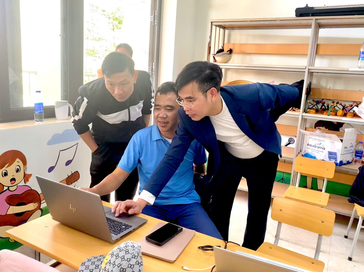 z7279734650976 a09b7b9aee584d2fa5133a773ee9ebec